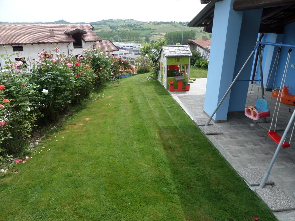 Apartamento La Casa Blu Montegrosso dʼAsti Habitación foto