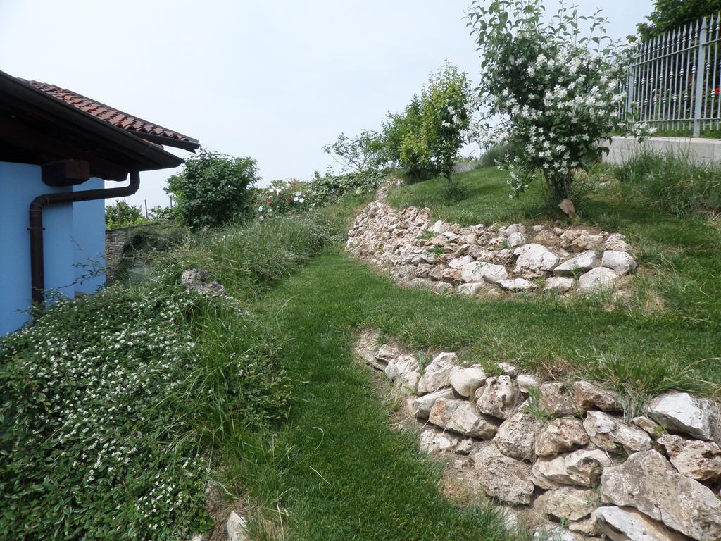 Apartamento La Casa Blu Montegrosso dʼAsti Habitación foto