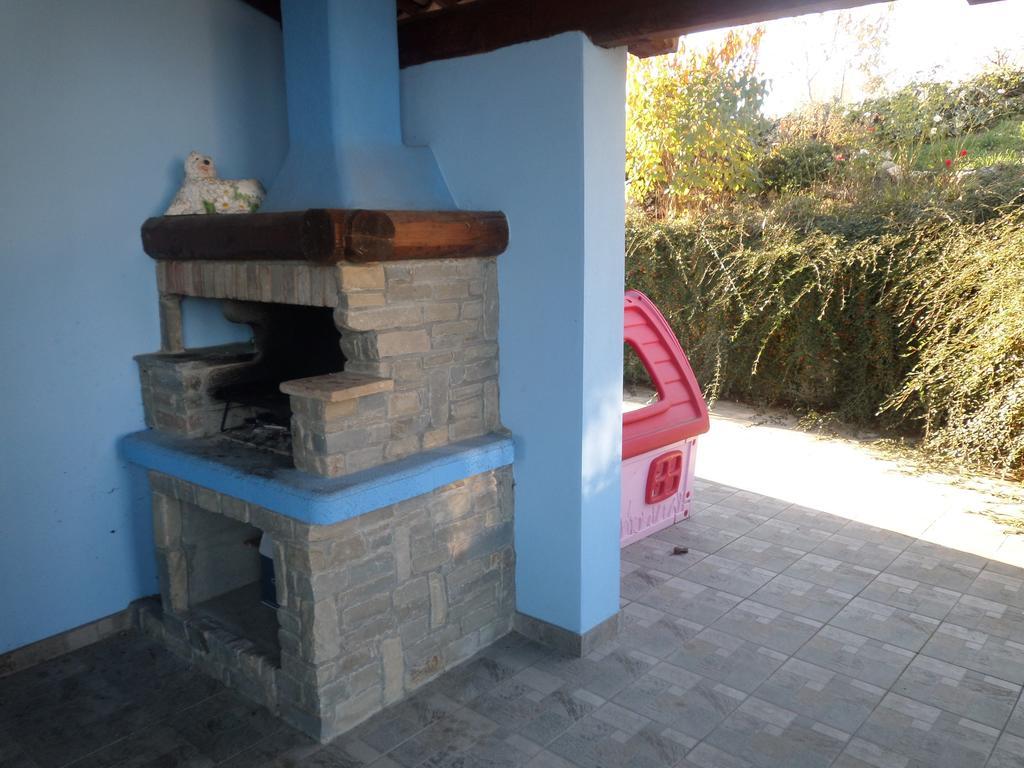 Apartamento La Casa Blu Montegrosso dʼAsti Habitación foto