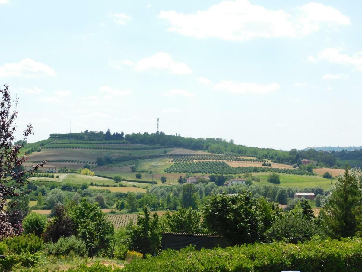 Apartamento La Casa Blu Montegrosso dʼAsti Exterior foto